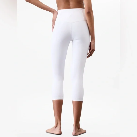 NWT Athleta High-Rise Elation White Capri Leggings, Size XL - Picture 3 of 11
